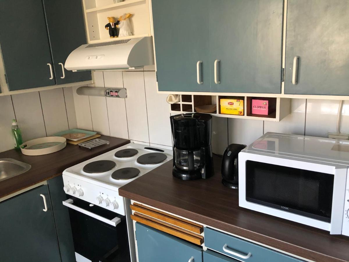 Yksioe 1 Km Jokirannasta Foeriltae/ 2 Km Torilta Apartamento Turku Exterior foto