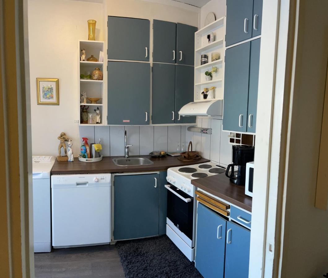 Yksioe 1 Km Jokirannasta Foeriltae/ 2 Km Torilta Apartamento Turku Exterior foto